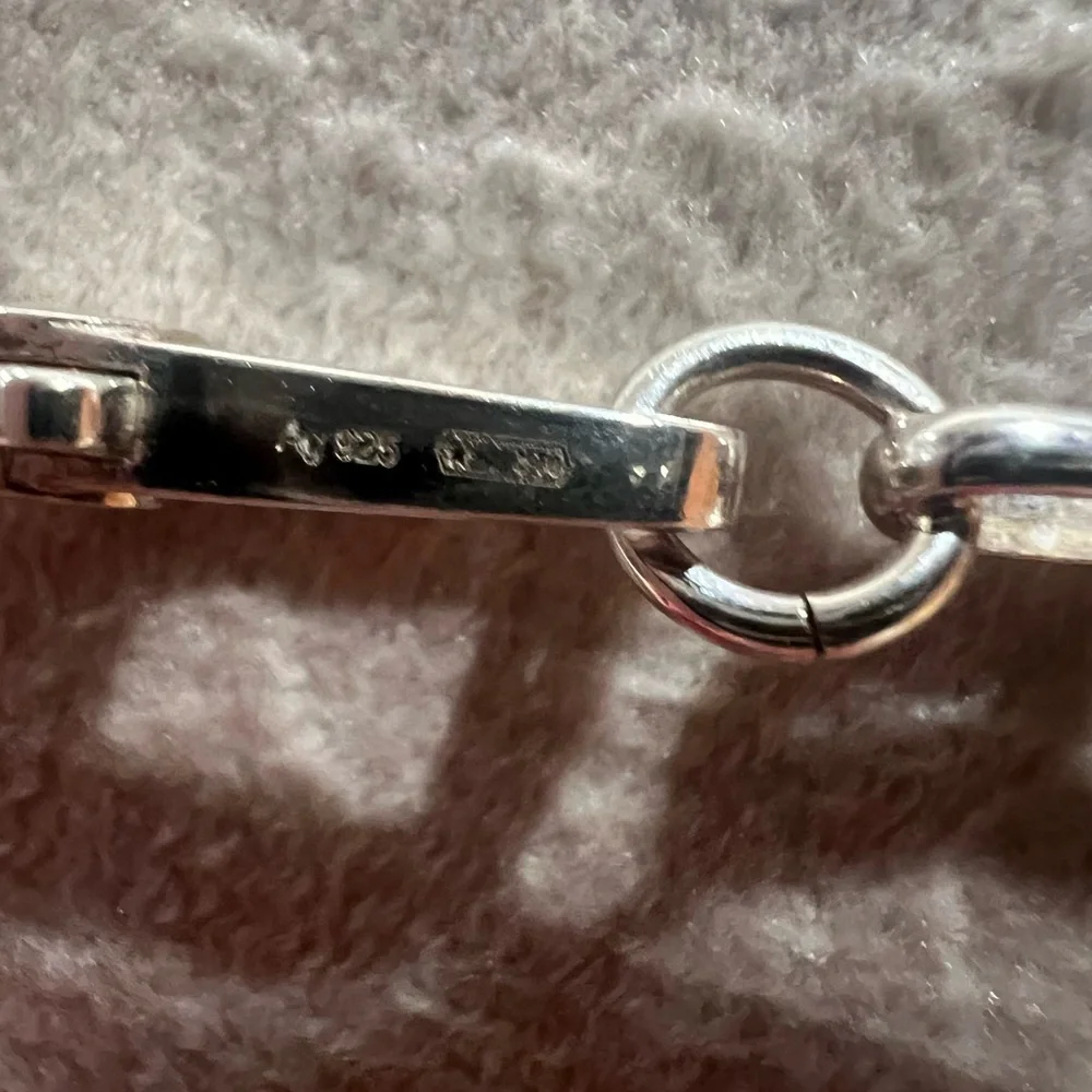 NIB Gucci Sterling Silver Interlocking G Pendant Necklace - Picture 7 of 10